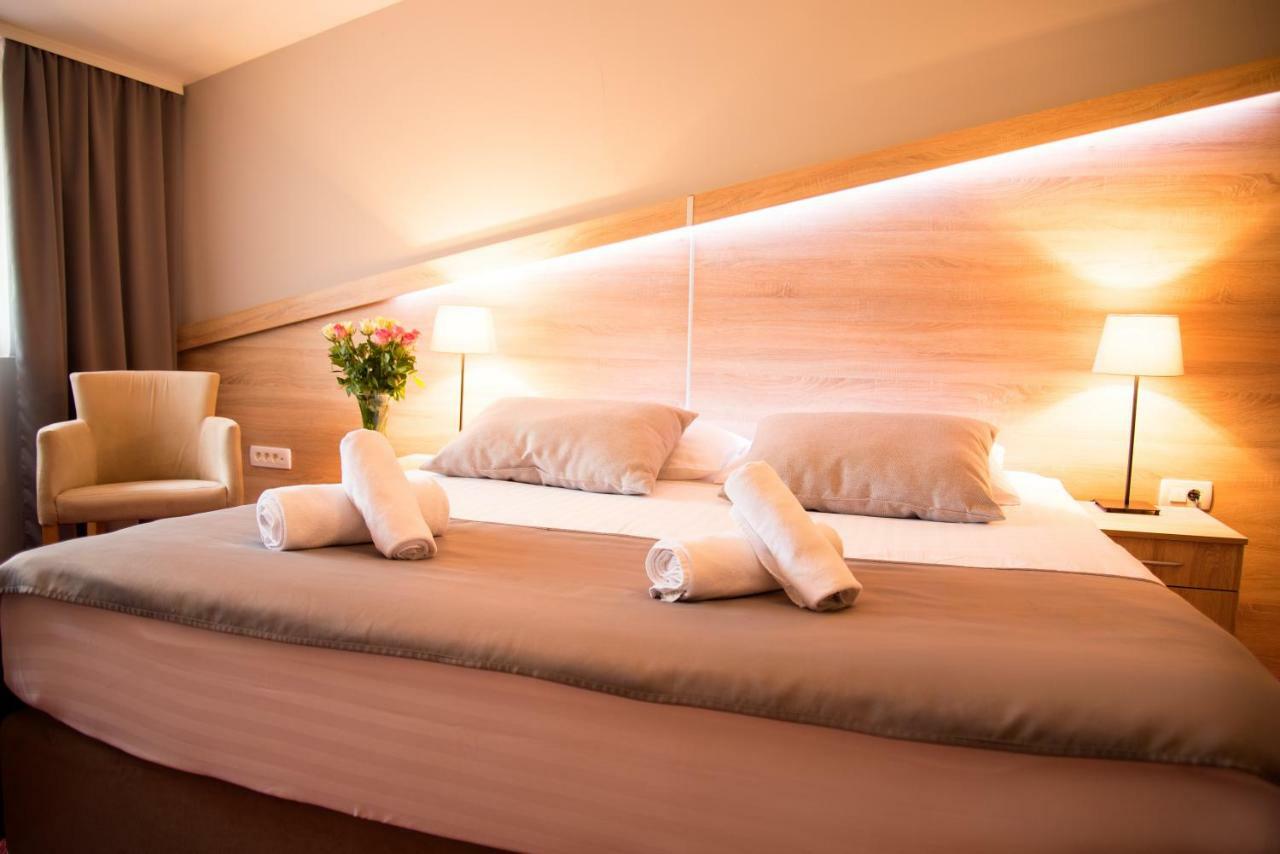 Hotel Dolenjc Novo Mesto Esterno foto